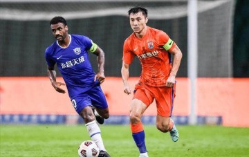 开云官网-山东11年后再夺半程冠军 争冠赛区之争水落石出