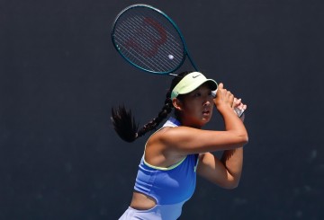 2-1逆转进八强！中国女网17岁1米80小花蜕变：追赶郑钦文王欣瑜？