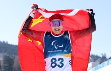 开云-蔡佳云夺得米兰-科尔蒂纳冬残奥会中国代表团首金